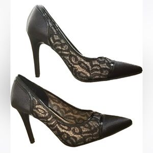 Fioni Women’s Black Lace Heels